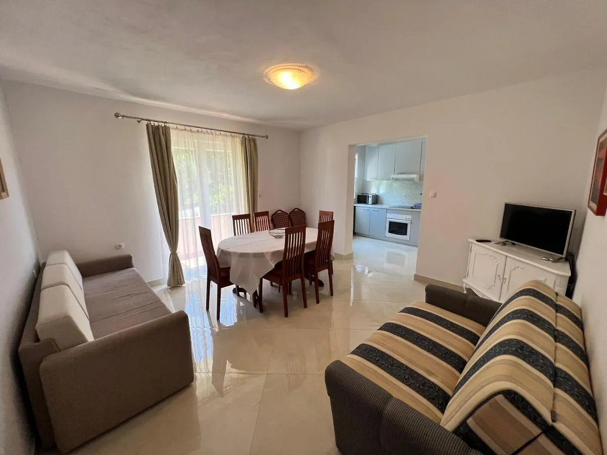 Haus Zdenka Apartment Rab Town
