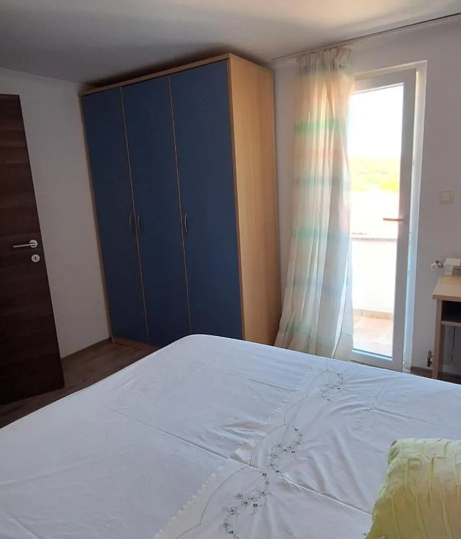 Haus Zdenka Apartment Rab Town